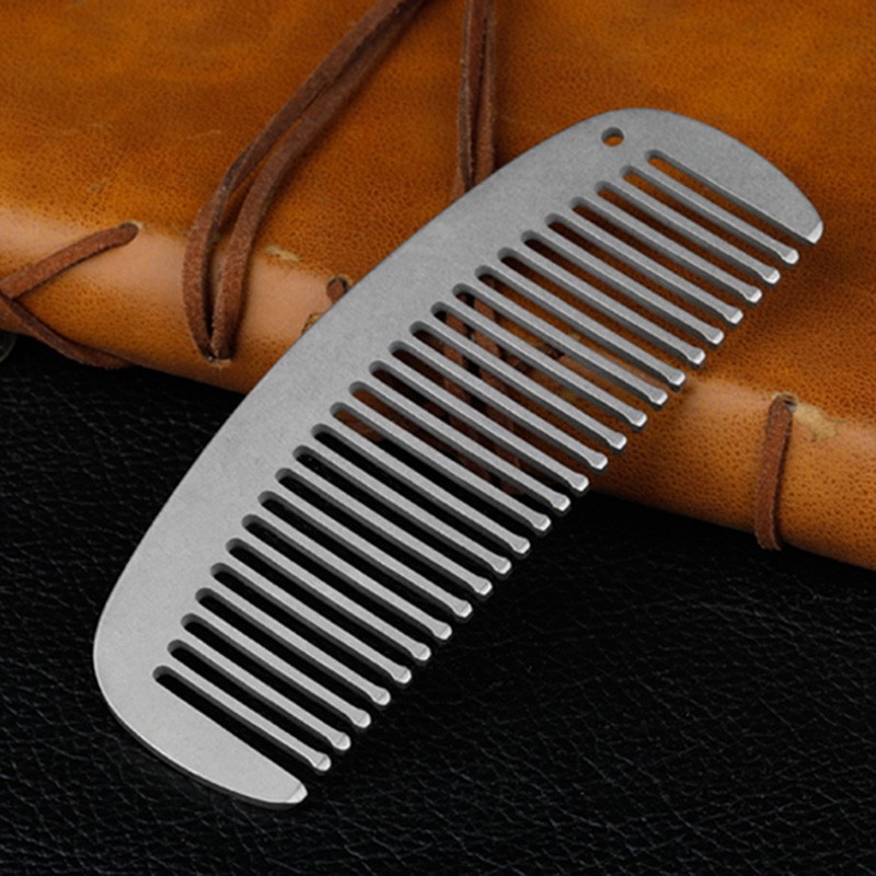 Pettine ultraleggero in lega d - Comb Pocket Titanium recensione e prezzo