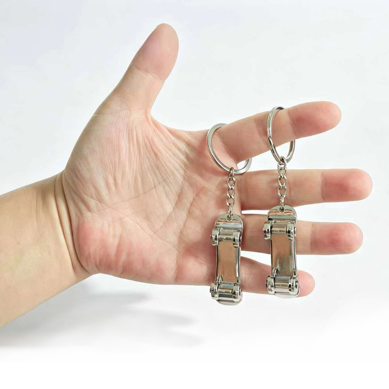 Portachiavi Creativo a Forma d - Edc Carry Kit recensione e prezzo