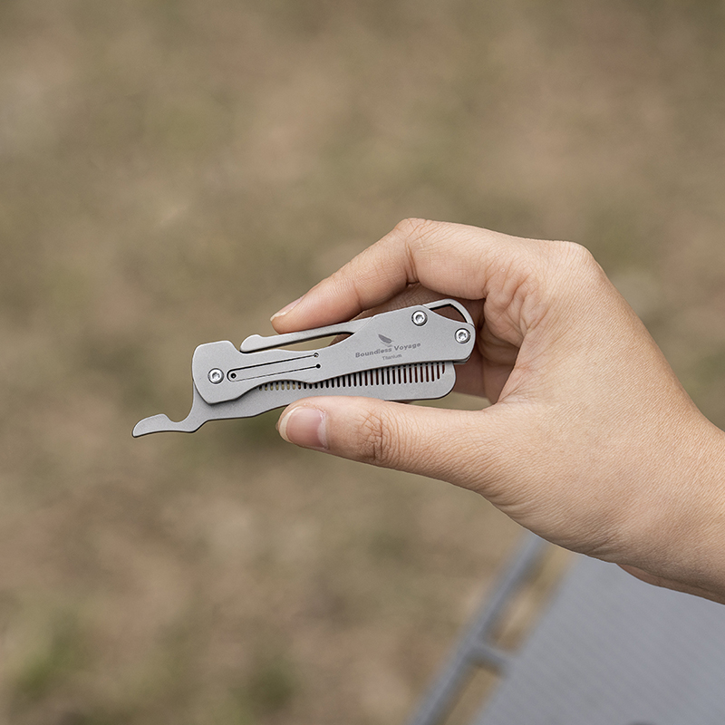 Gadget di autodifesa portatili - Comb Pocket Titanium recensione e prezzo